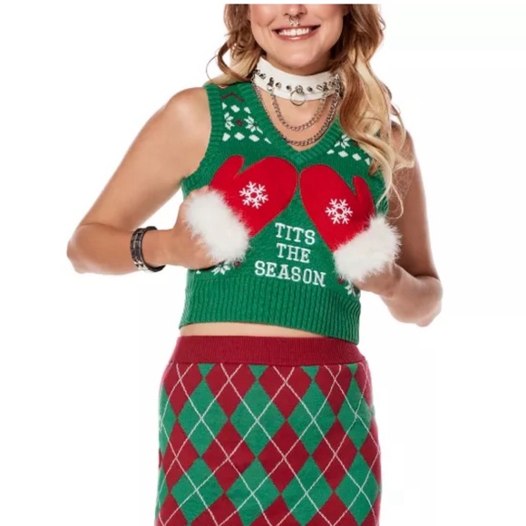 Sexy and very cute V-neck sleeveless Holiday Sweater 🎄🎄🎄🔥🔥🔥 - Picture 2 of 5
